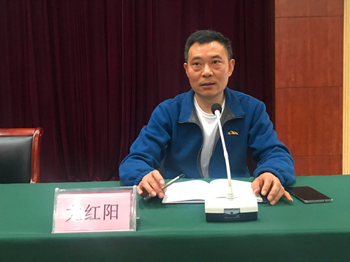 我校開展“預(yù)防校園欺凌_共建平安學(xué)?！敝v座